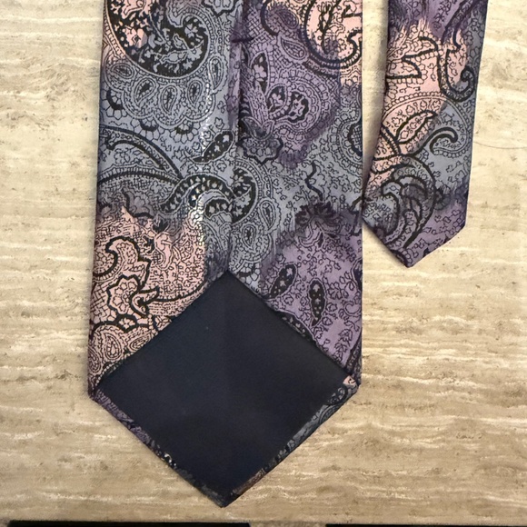Pierre Balmain 100% Silk Italian Tie Extra Long at 62" - Picture 4 of 15